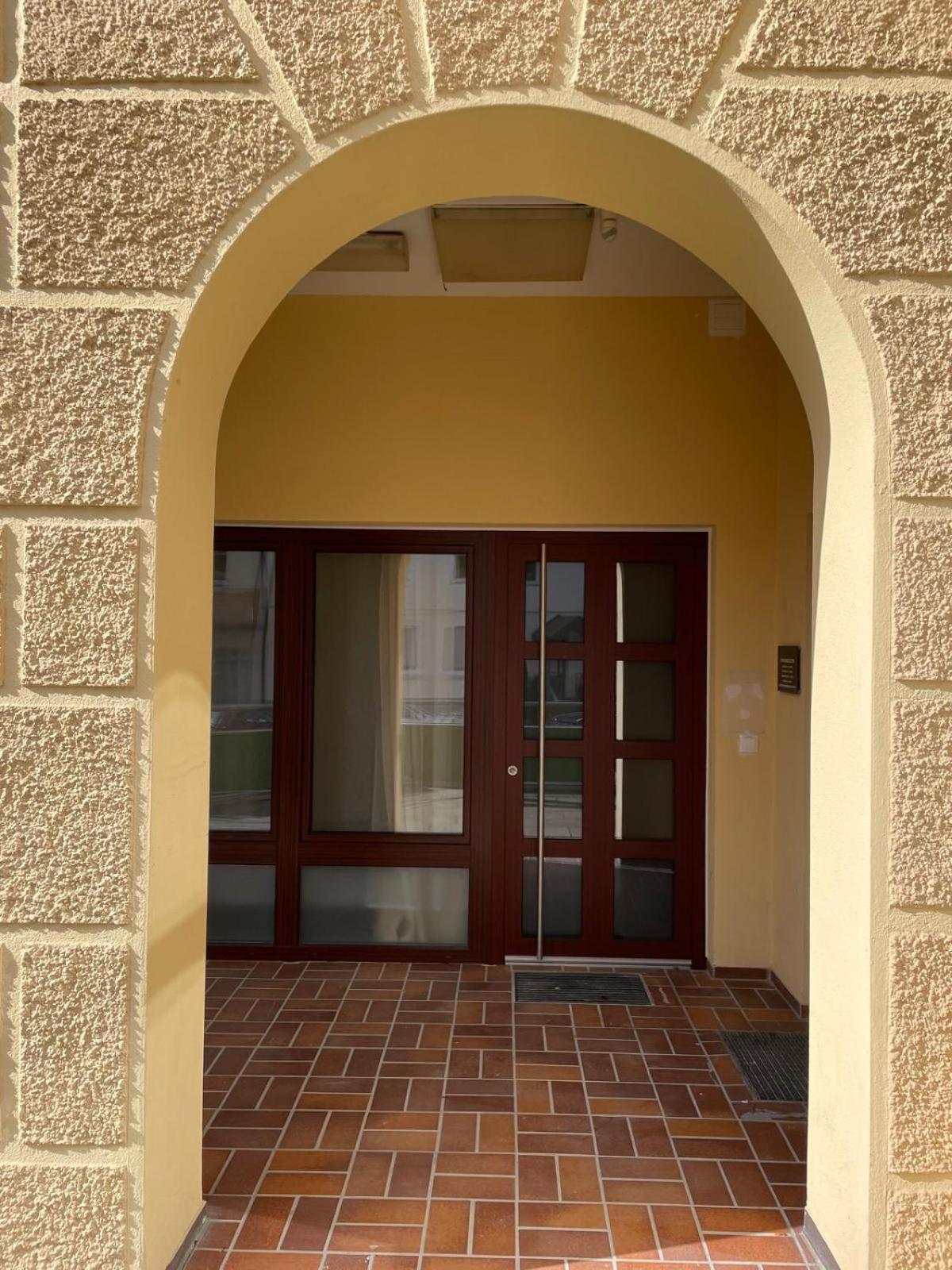 Ferienwohnung Schulerhaus Stetten am Kalten Markt Екстер'єр фото